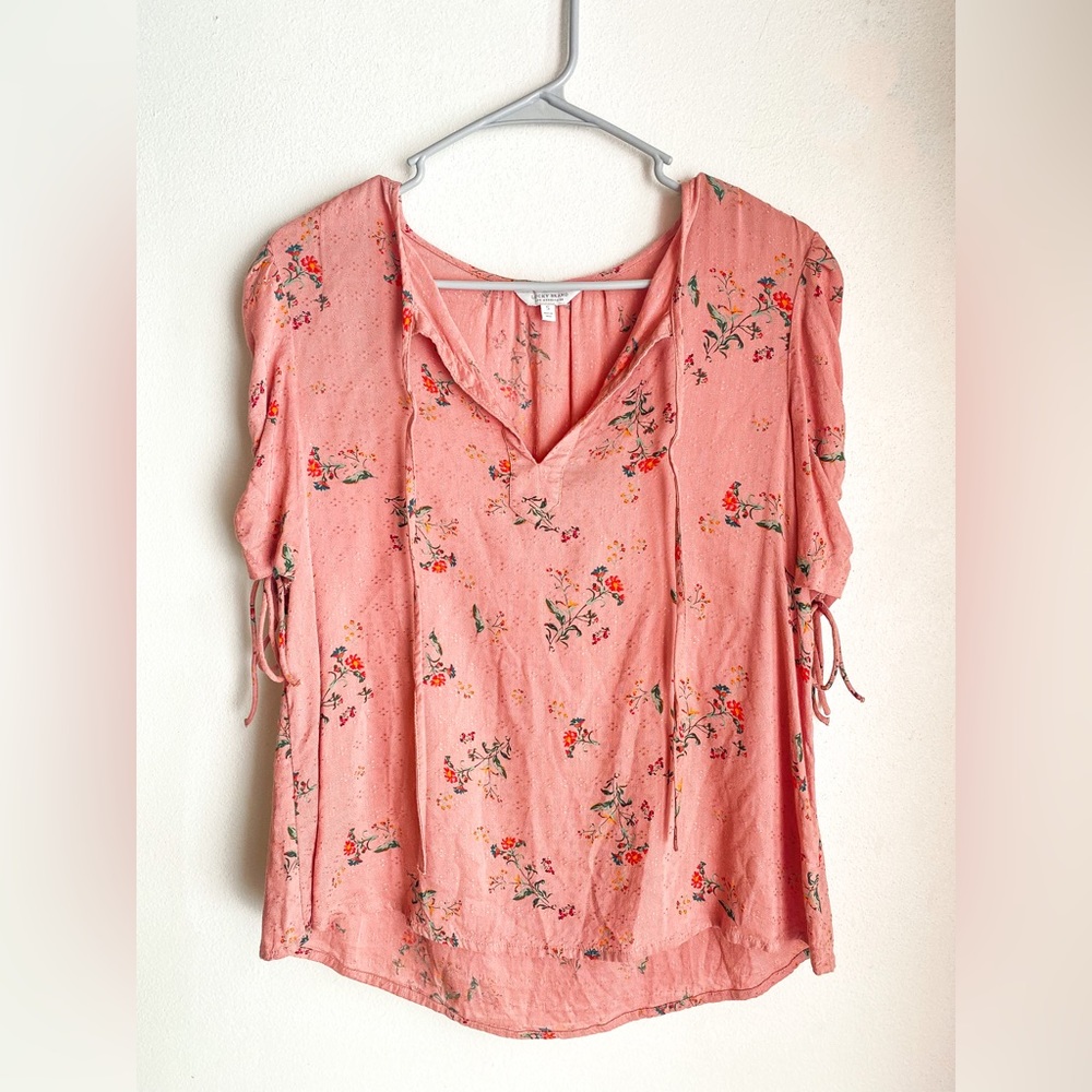 Women Lucky Brand Los Angeles CA Short Sleeve Blouse Size Small Floral